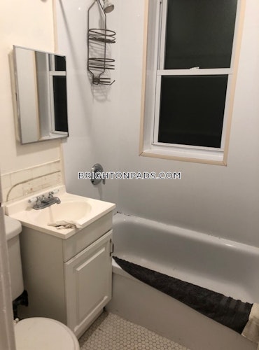 Boston - 3 Beds, 1 Baths