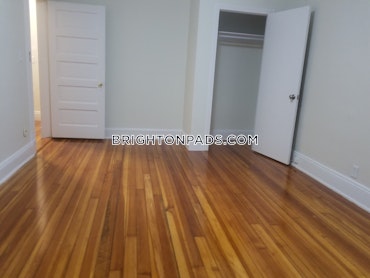 Boston - 3 Beds, 1 Baths