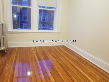 Boston - 3 Beds, 1 Baths