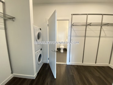 The Graphic - 1 Bed, 1 Bath - $2,840 - ID#4488875