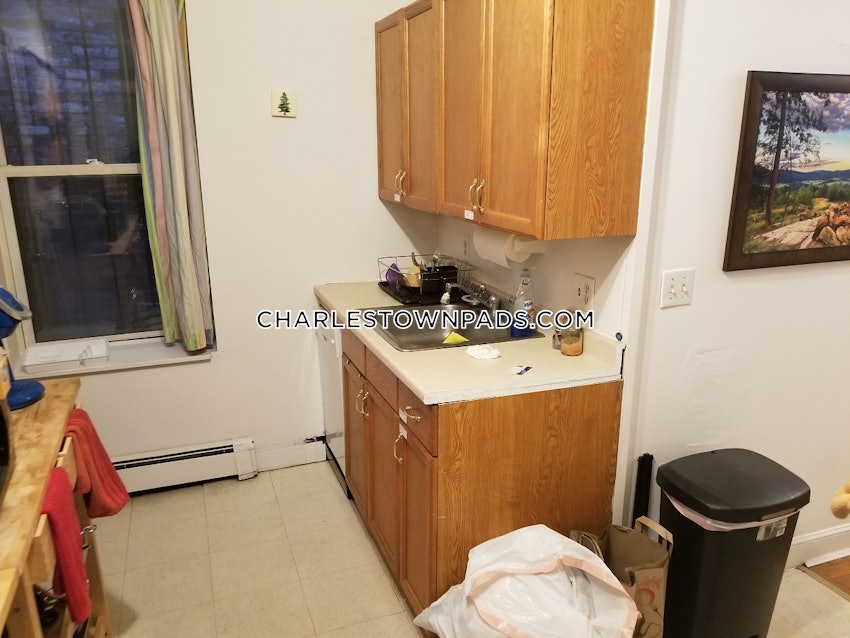 BOSTON - CHARLESTOWN - 3 Beds, 2 Baths - Image 4