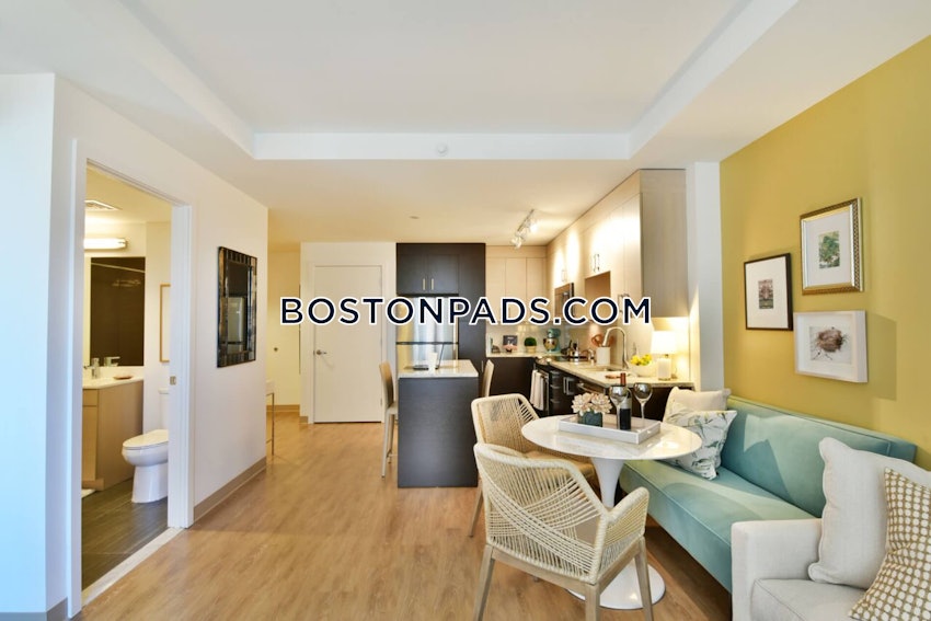 BOSTON - CHINATOWN - 3 Beds, 2 Baths - Image 3