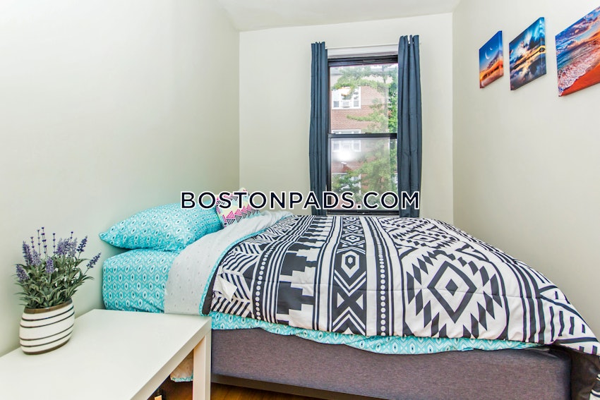 BOSTON - CHINATOWN - 4 Beds, 2 Baths - Image 7