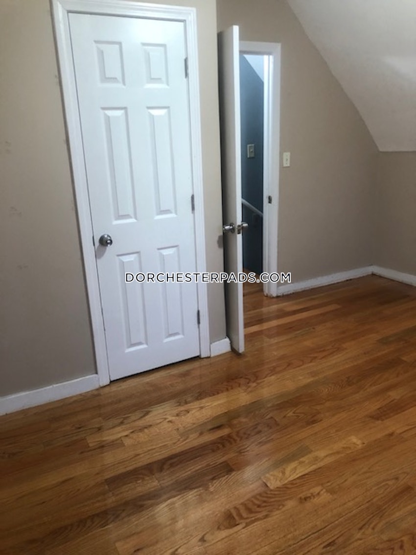 BOSTON - DORCHESTER - ASHMONT - 3 Beds, 1 Bath - Image 4