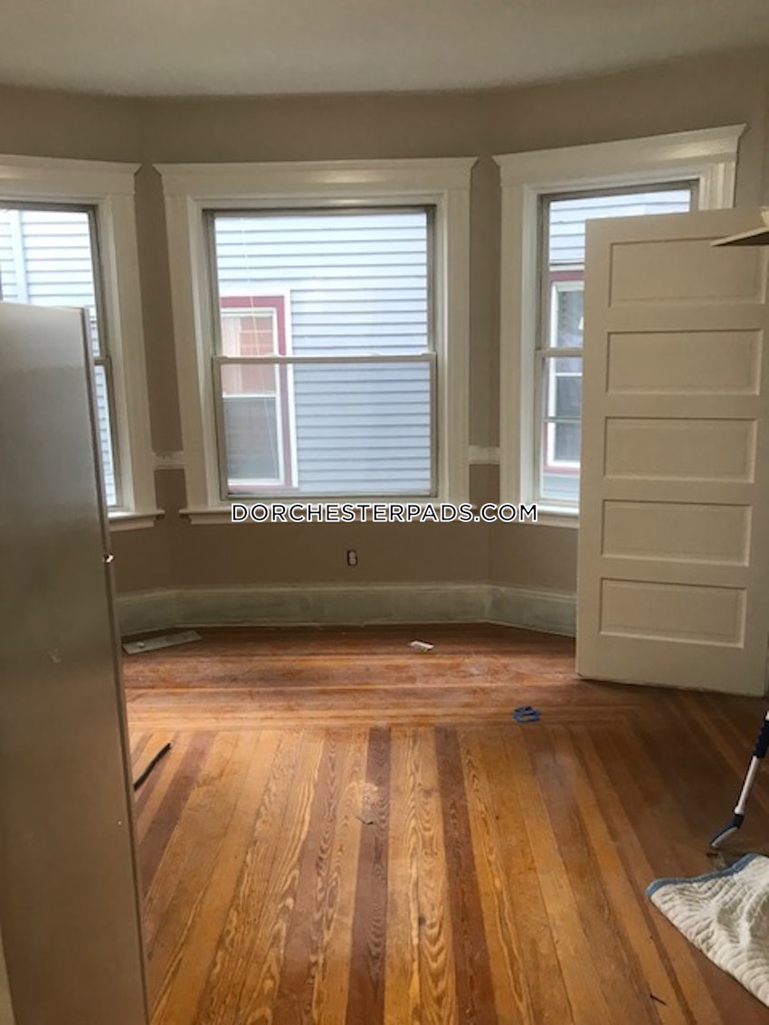 BOSTON - DORCHESTER - CENTER - 3 Beds, 1 Bath - Image 23