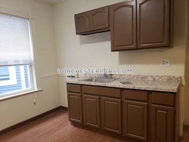 Boston - 2 Beds, 1 Baths