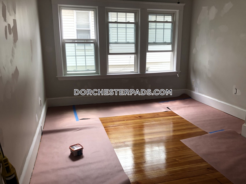 BOSTON - DORCHESTER - NEPONSET - 3 Beds, 1 Bath - Image 12