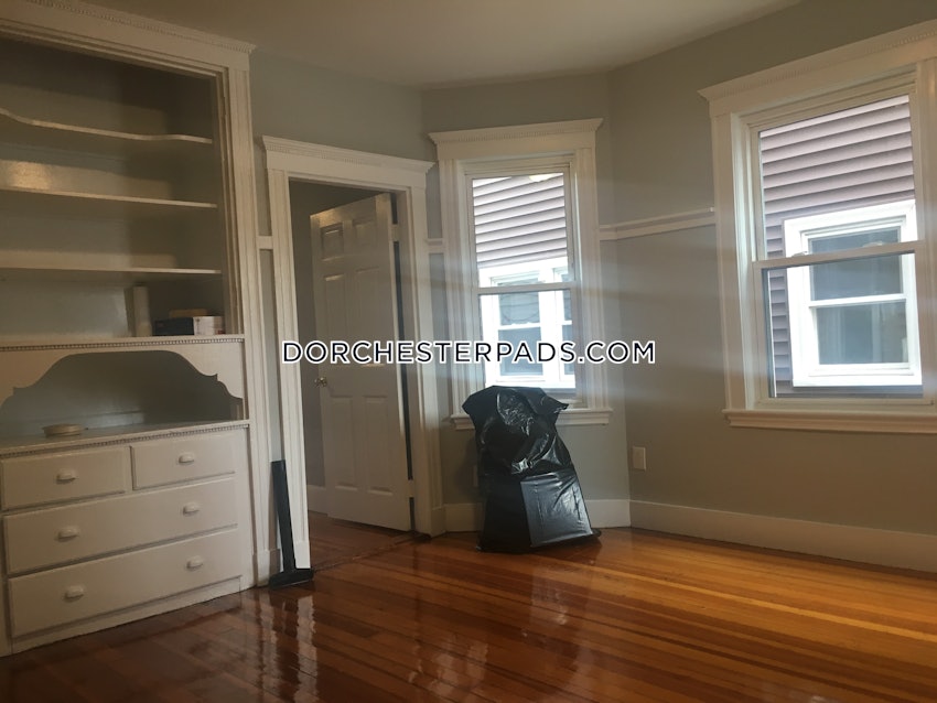 BOSTON - DORCHESTER - NEPONSET - 3 Beds, 1 Bath - Image 8