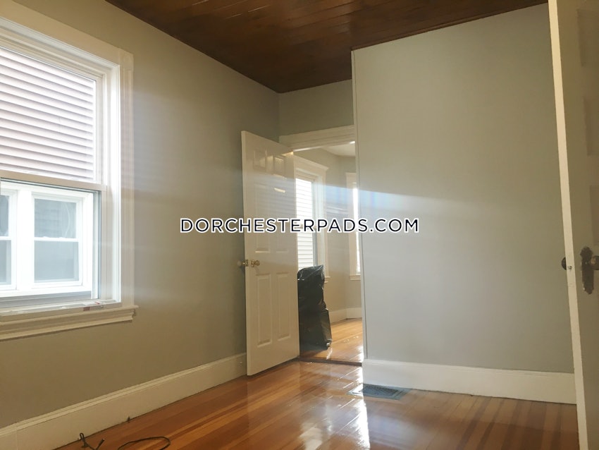 BOSTON - DORCHESTER - NEPONSET - 3 Beds, 1 Bath - Image 6