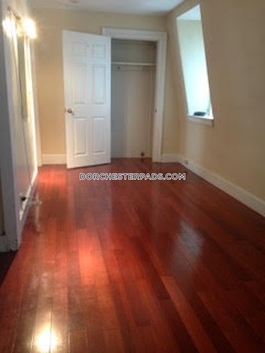 BOSTON - DORCHESTER - SAVIN HILL - 4 Beds, 2 Baths - Image 5