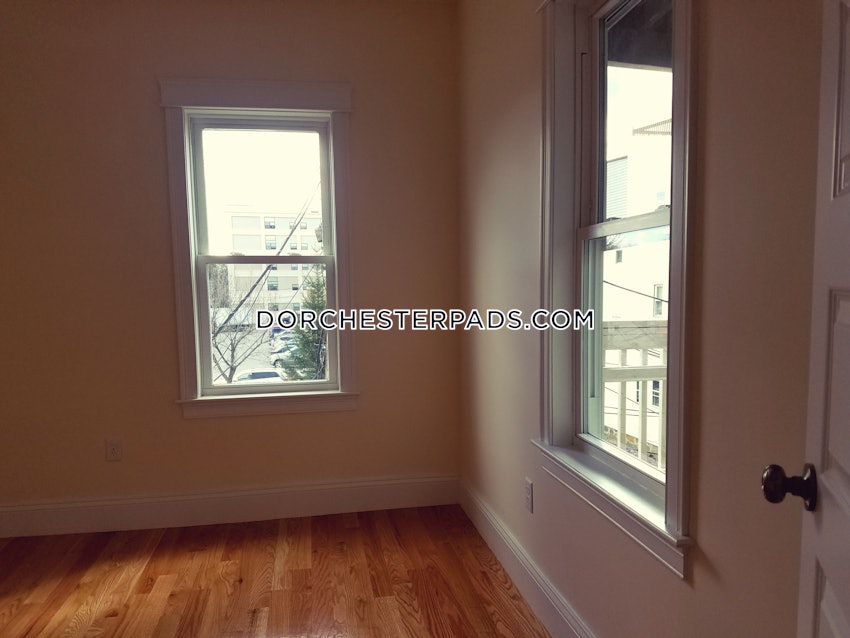 BOSTON - DORCHESTER - SAVIN HILL - 3 Beds, 1 Bath - Image 6