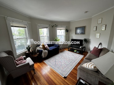 Savin Hill - Dorchester, Boston, MA - 3 Beds, 1 Bath - $4,000 - ID#4348229