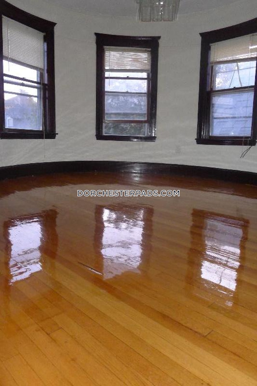 BOSTON - DORCHESTER - SAVIN HILL - 4 Beds, 1 Bath - Image 7