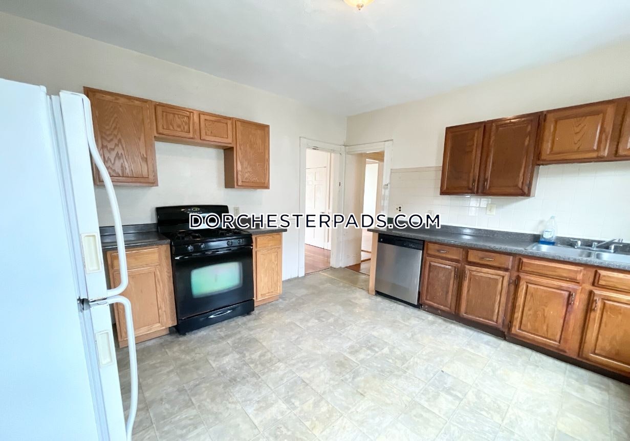 Dorchester Apartment for rent 4 Bedrooms 2 Baths Boston 3,600