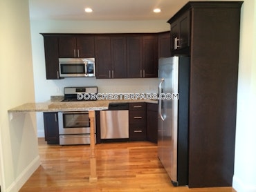 Boston - 4 Beds, 2 Baths