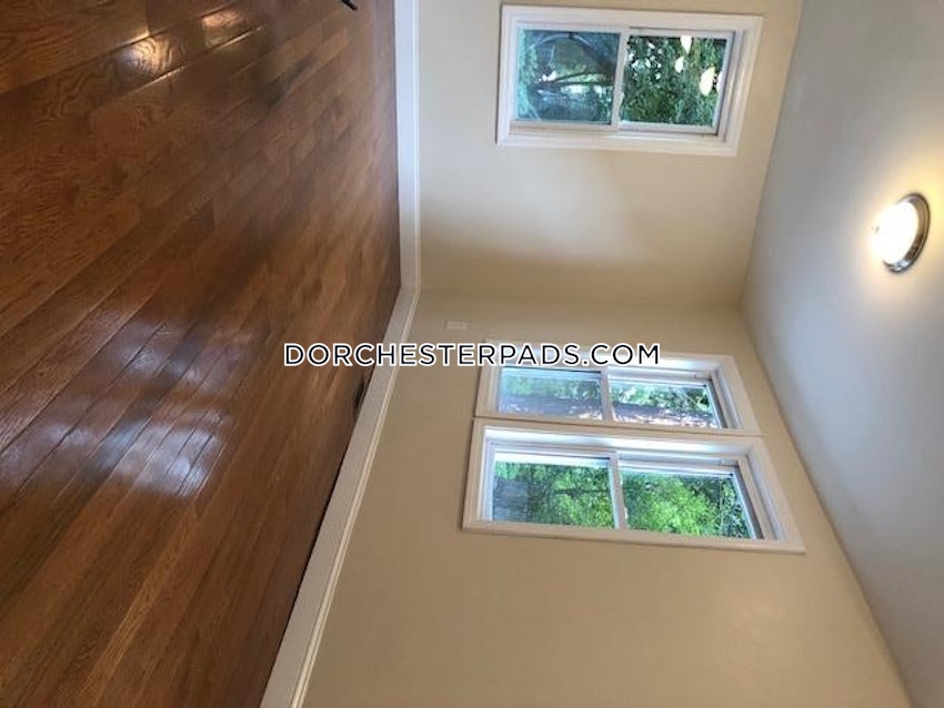 BOSTON - DORCHESTER - UPHAMS CORNER - 3 Beds, 1 Bath - Image 34