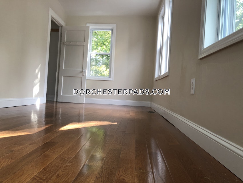 BOSTON - DORCHESTER - UPHAMS CORNER - 3 Beds, 1 Bath - Image 53