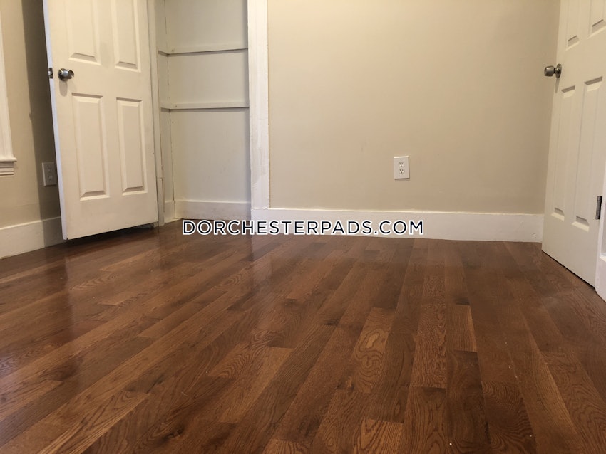 BOSTON - DORCHESTER - UPHAMS CORNER - 3 Beds, 1 Bath - Image 20