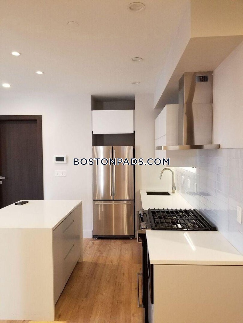 BOSTON - DORCHESTER/SOUTH BOSTON BORDER - 4 Beds, 2 Baths - Image 2