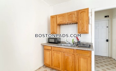Dorchester/South Boston Border, Boston, MA - 2 Beds, 1 Bath - $2,800 - ID#3774936