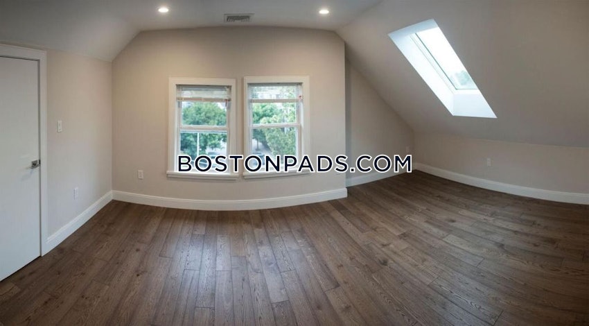 BOSTON - DORCHESTER/SOUTH BOSTON BORDER - 4 Beds, 3 Baths - Image 6