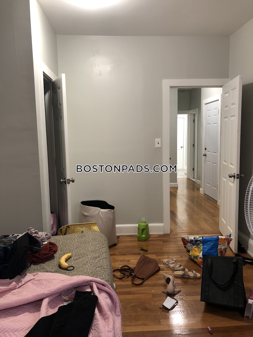 BOSTON - DORCHESTER/SOUTH BOSTON BORDER - 4 Beds, 2 Baths - Image 24