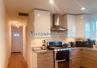 Dorchester/South Boston Border, Boston, MA - 3 Beds, 1 Bath - $3,700 - ID#4599413