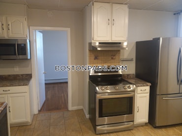 Dorchester/South Boston Border, Boston, MA - 3 Beds, 1 Bath - $3,300 - ID#4599416