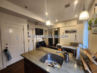 Dorchester/South Boston Border, Boston, MA - 3 Beds, 2 Baths - $3,300 - ID#4039210