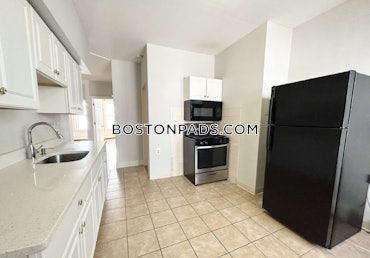 Dorchester/South Boston Border, Boston, MA - 2 Beds, 1 Bath - $2,600 - ID#4643055