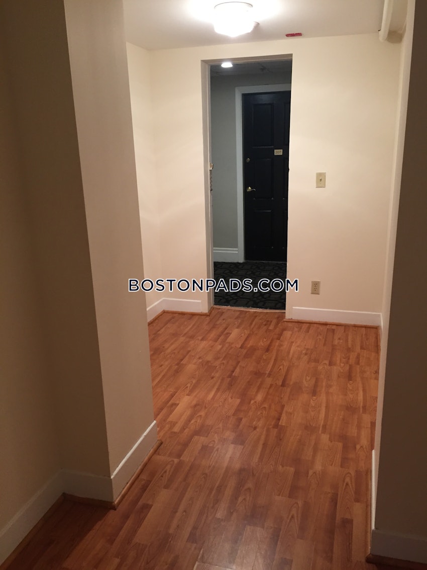 BOSTON - CHINATOWN - 1 Bed, 1 Bath - Image 2