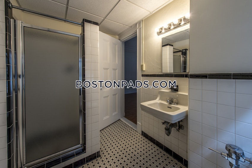 BOSTON - CHINATOWN - 1 Bed, 1 Bath - Image 2