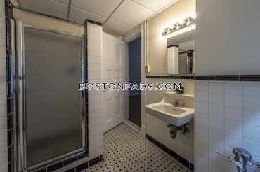 Boston - 0 Beds, 1 Baths