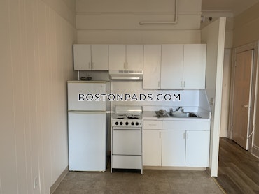 Boston - 0 Beds, 1 Baths