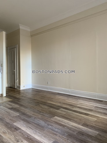 Boston - 0 Beds, 1 Baths