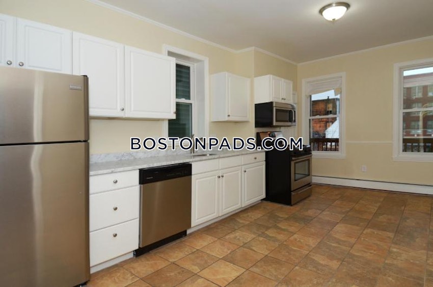 BOSTON - EAST BOSTON - BREMEN ST. PARK/AIRPORT STATION - 4 Beds, 1 Bath - Image 1