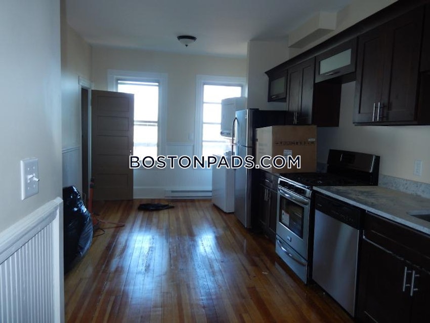 BOSTON - EAST BOSTON - BREMEN ST. PARK/AIRPORT STATION - 4 Beds, 1 Bath - Image 2