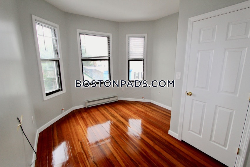 BOSTON - EAST BOSTON - EAGLE HILL - 3 Beds, 1 Bath - Image 3