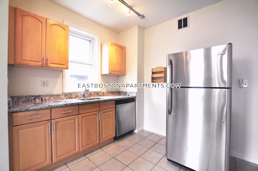 BOSTON - EAST BOSTON - CONSTITUTION BEACH - 4 Beds, 1 Bath - Image 2