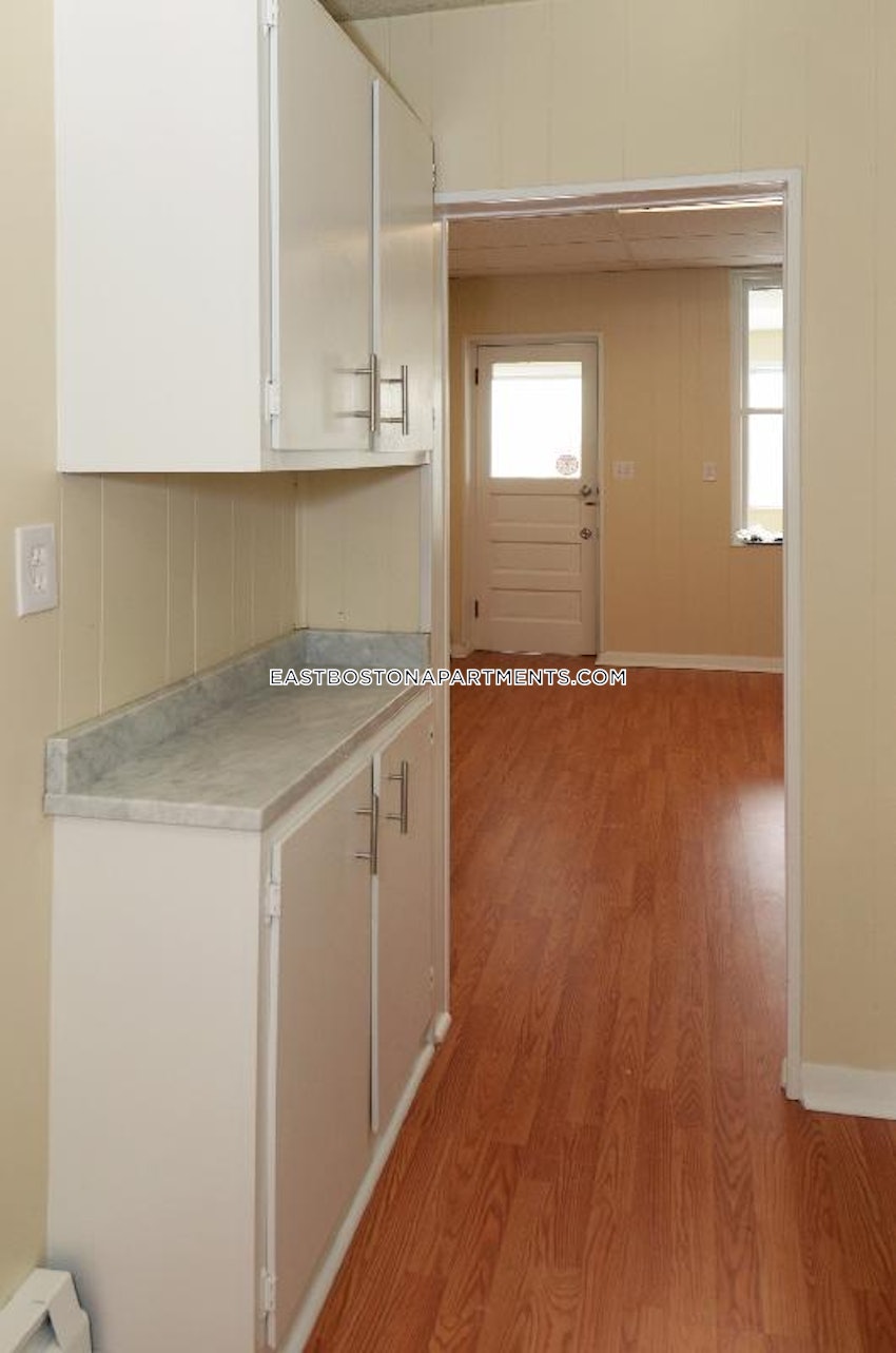 BOSTON - EAST BOSTON - MAVERICK - 4 Beds, 1 Bath - Image 2