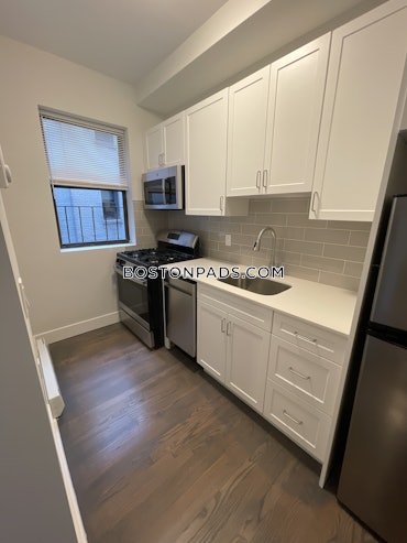 Fenway/Kenmore, Boston, MA - 2 Beds, 1 Bath - $3,600 - ID#3738606