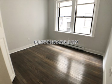 Fenway/Kenmore, Boston, MA - 2 Beds, 1 Bath - $3,800 - ID#4634617