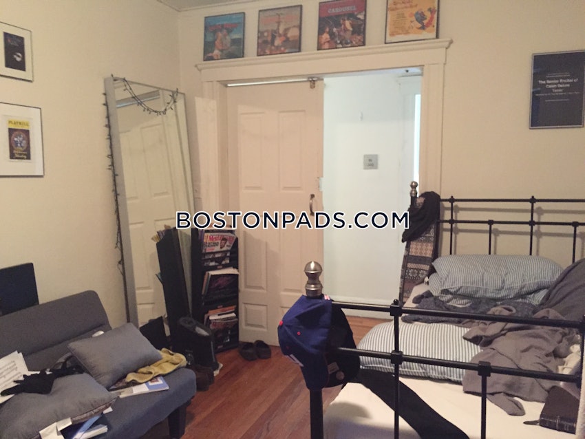 BOSTON - FENWAY/KENMORE - 1 Bed, 1 Bath - Image 6