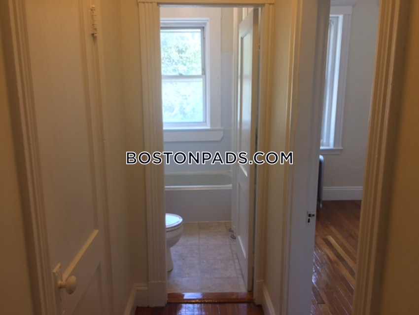 BOSTON - FENWAY/KENMORE - 1 Bed, 1 Bath - Image 10