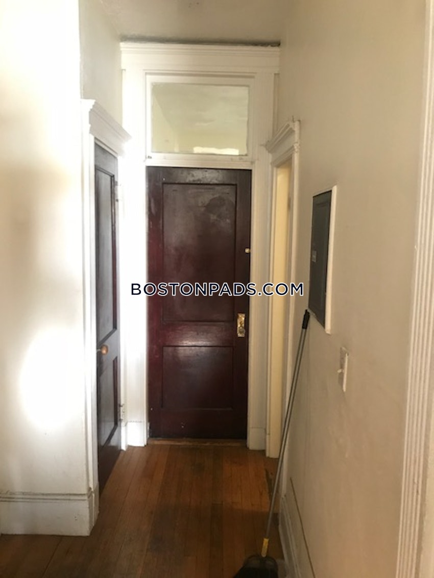 BOSTON - FENWAY/KENMORE - 2 Beds, 1 Bath - Image 11