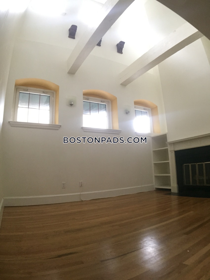 BOSTON - FENWAY/KENMORE - 1 Bed, 1.5 Baths - Image 41