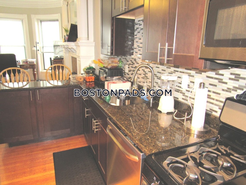 BOSTON - FENWAY/KENMORE - 1 Bed, 1 Bath - Image 9