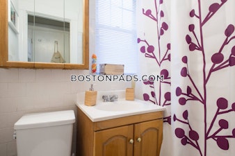 Queensberry St. Boston