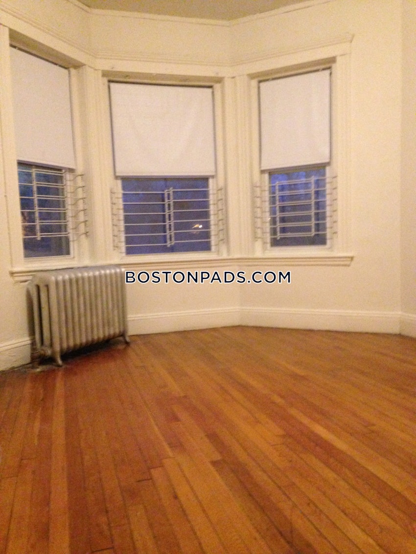 BOSTON - FENWAY/KENMORE - 2 Beds, 1 Bath - Image 9