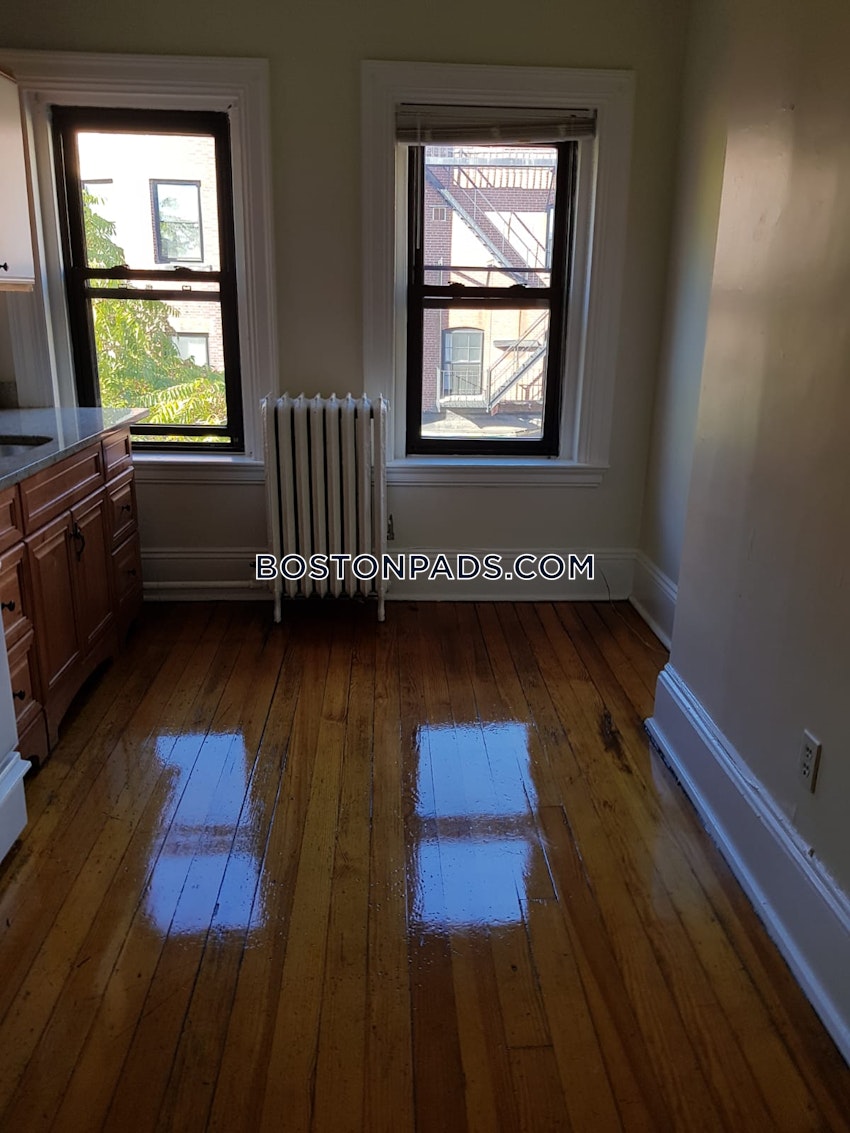 BOSTON - FENWAY/KENMORE - 2 Beds, 1 Bath - Image 6